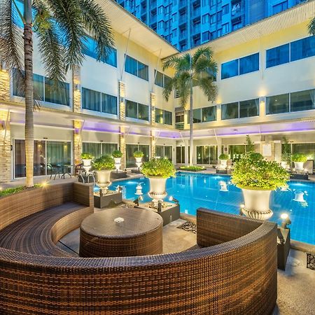Qiu Hotel Sukhumvit Sha Plus Bangkok Exterior photo