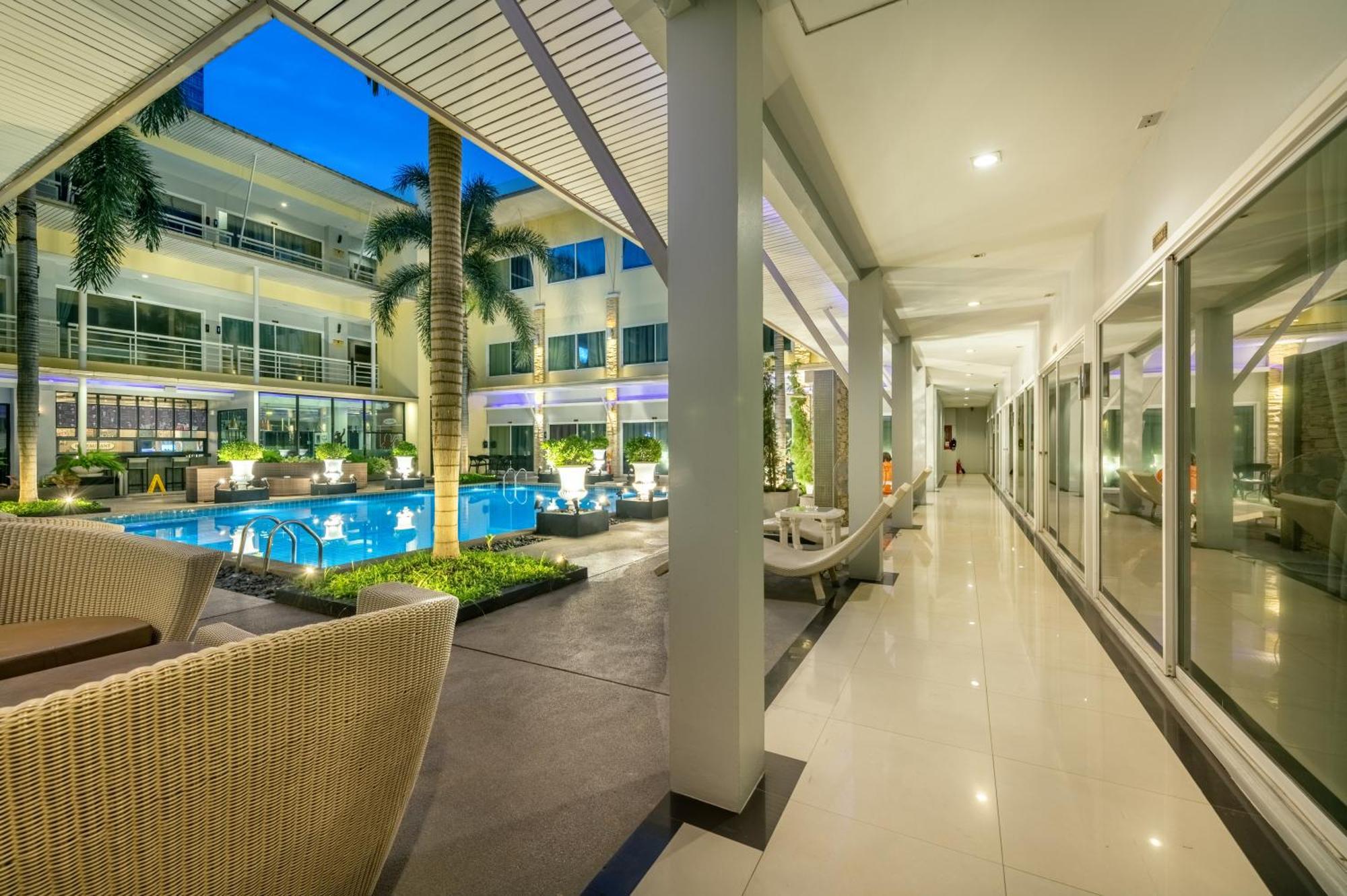 Qiu Hotel Sukhumvit Sha Plus Bangkok Exterior photo