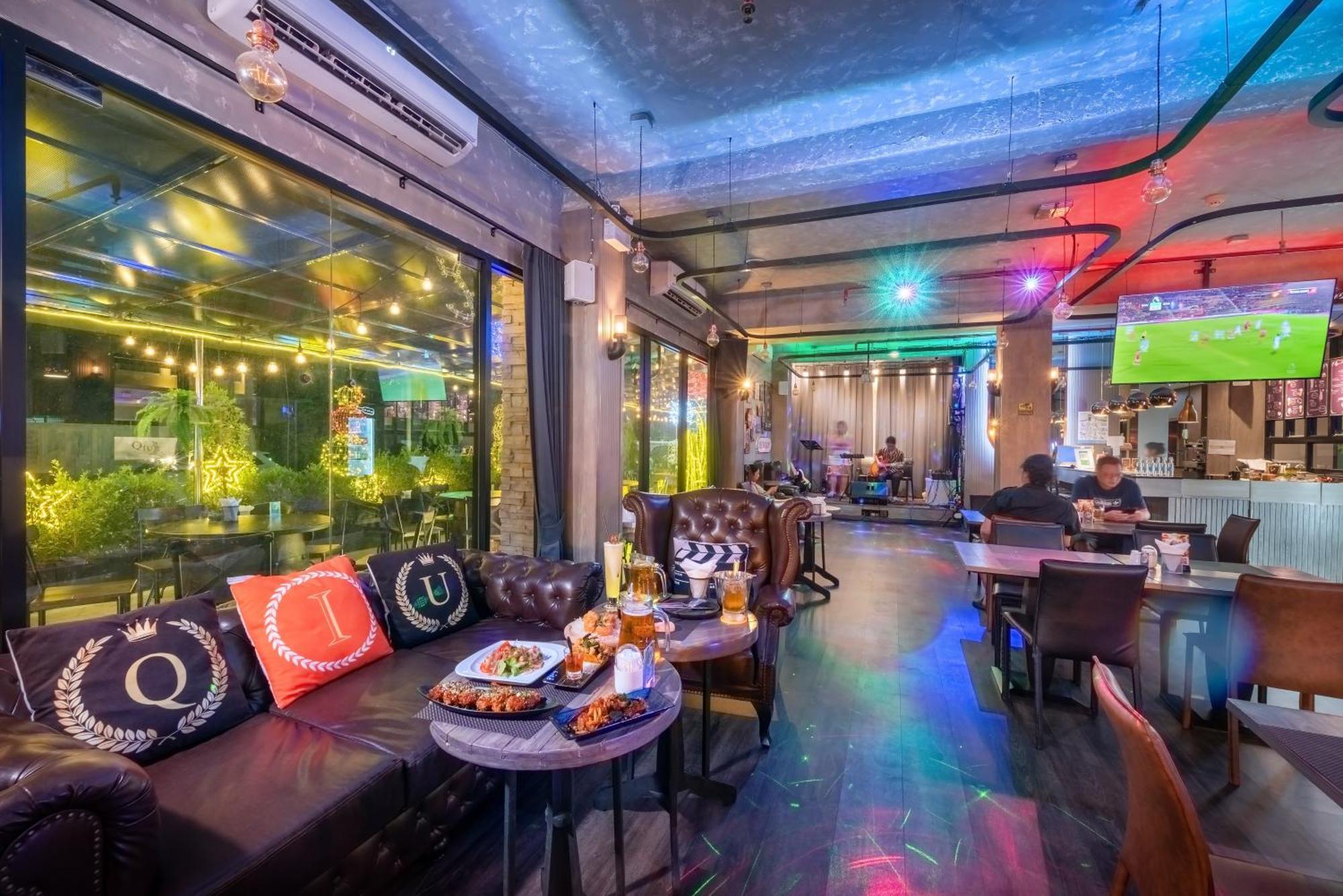 Qiu Hotel Sukhumvit Sha Plus Bangkok Exterior photo