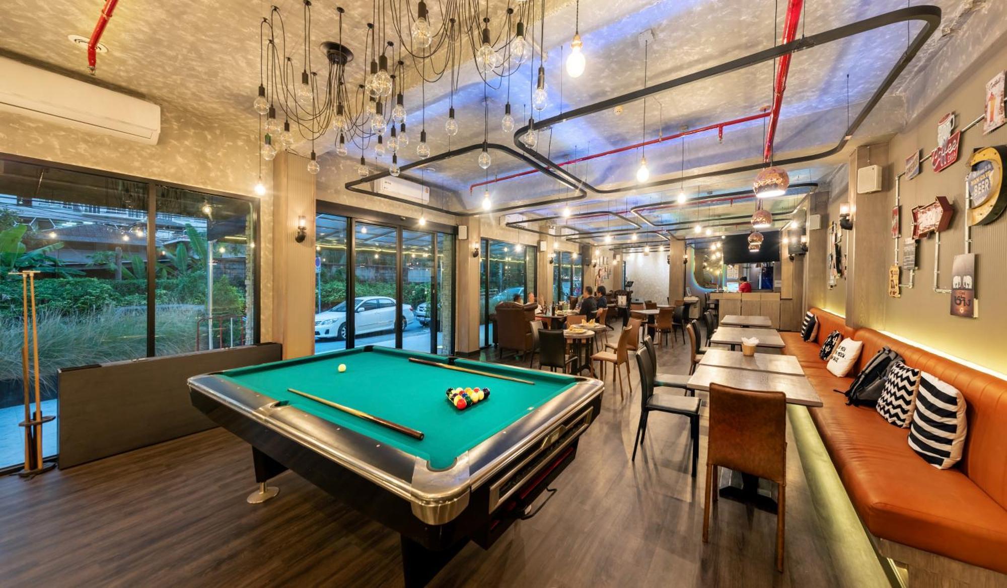 Qiu Hotel Sukhumvit Sha Plus Bangkok Exterior photo